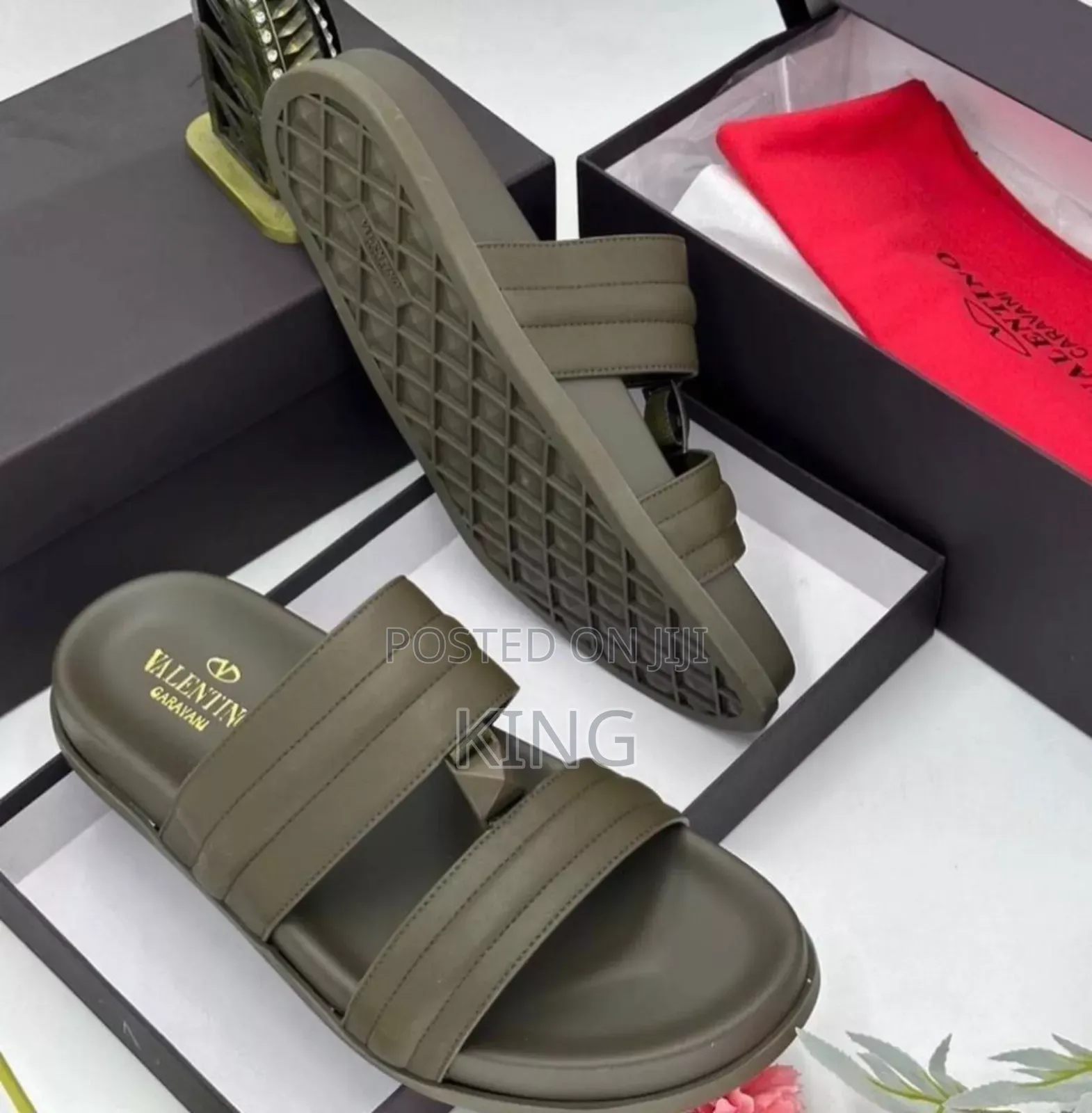 Factual Sandals Core
