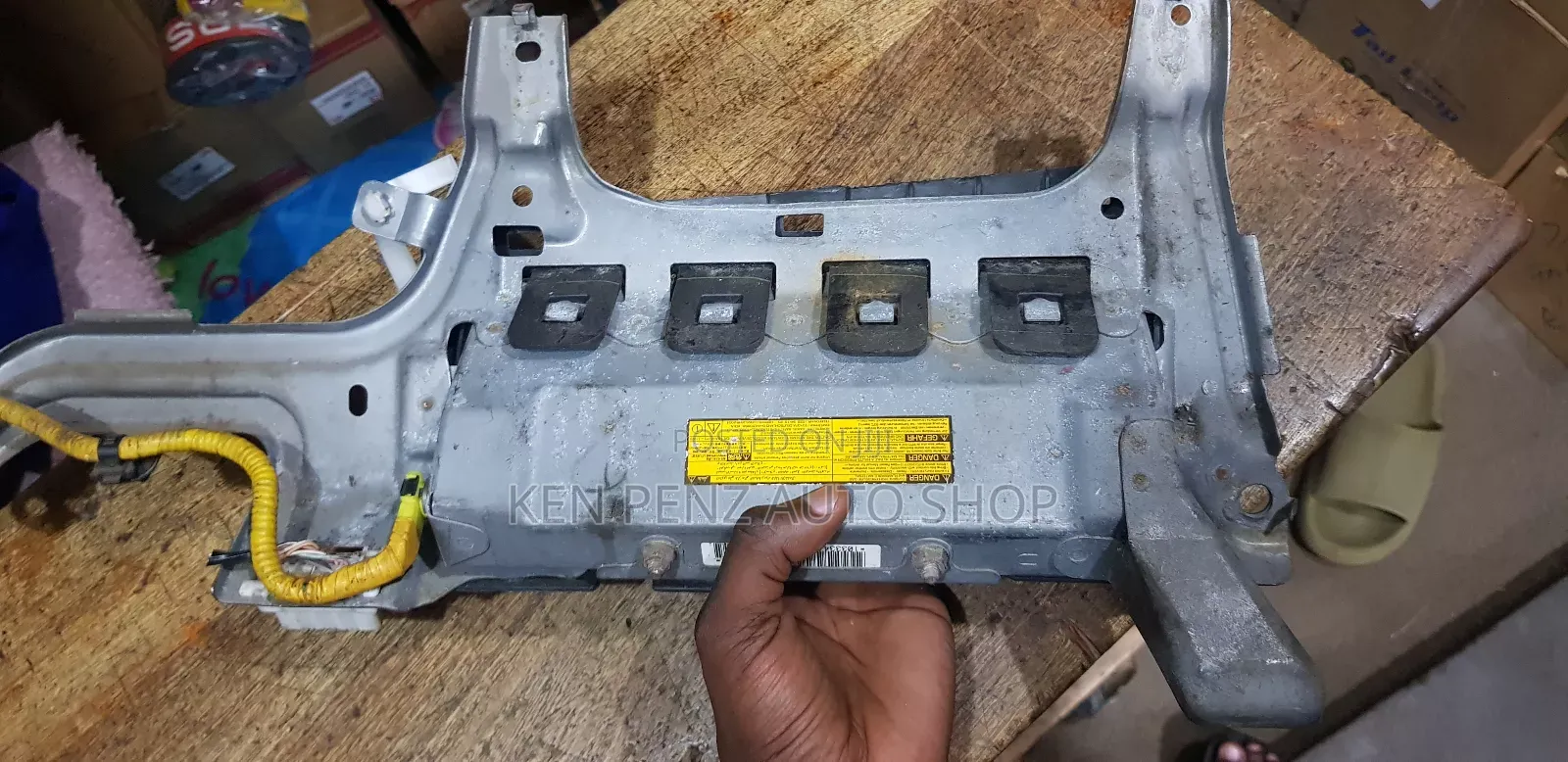 Knee Air Bag for Harrier Kawundo