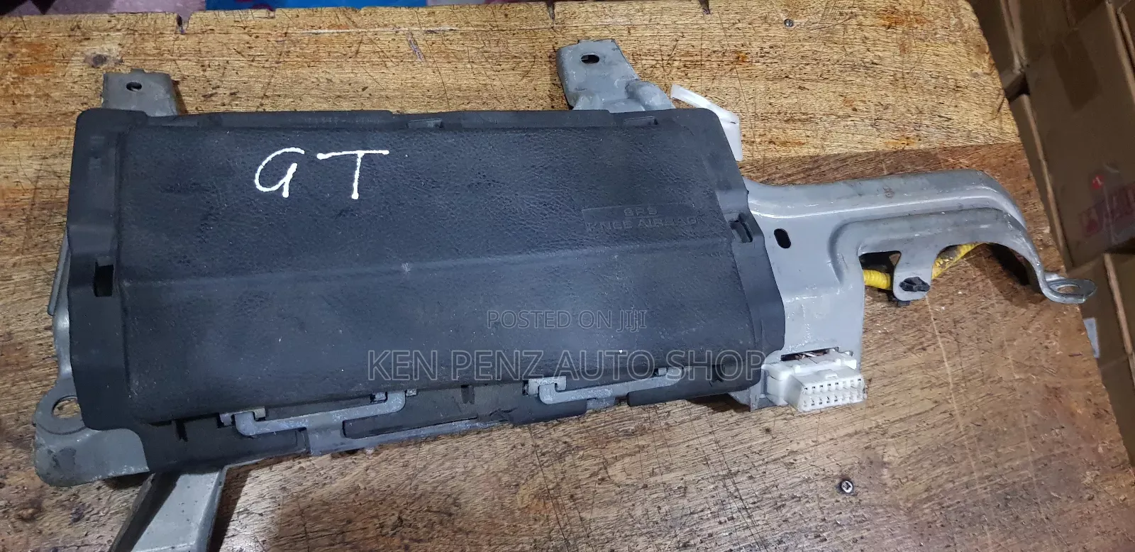 Knee Air Bag for Harrier Kawundo