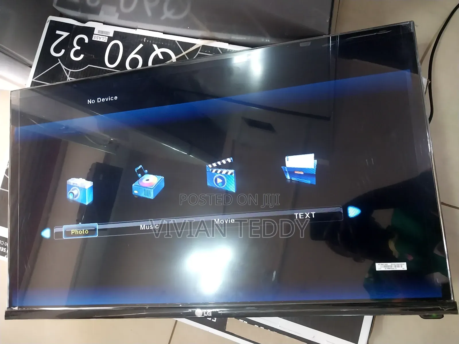 LG TV 32" Flameles Digital