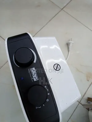 Heinner HCH-L1500WH Ceramic Fan Heater.