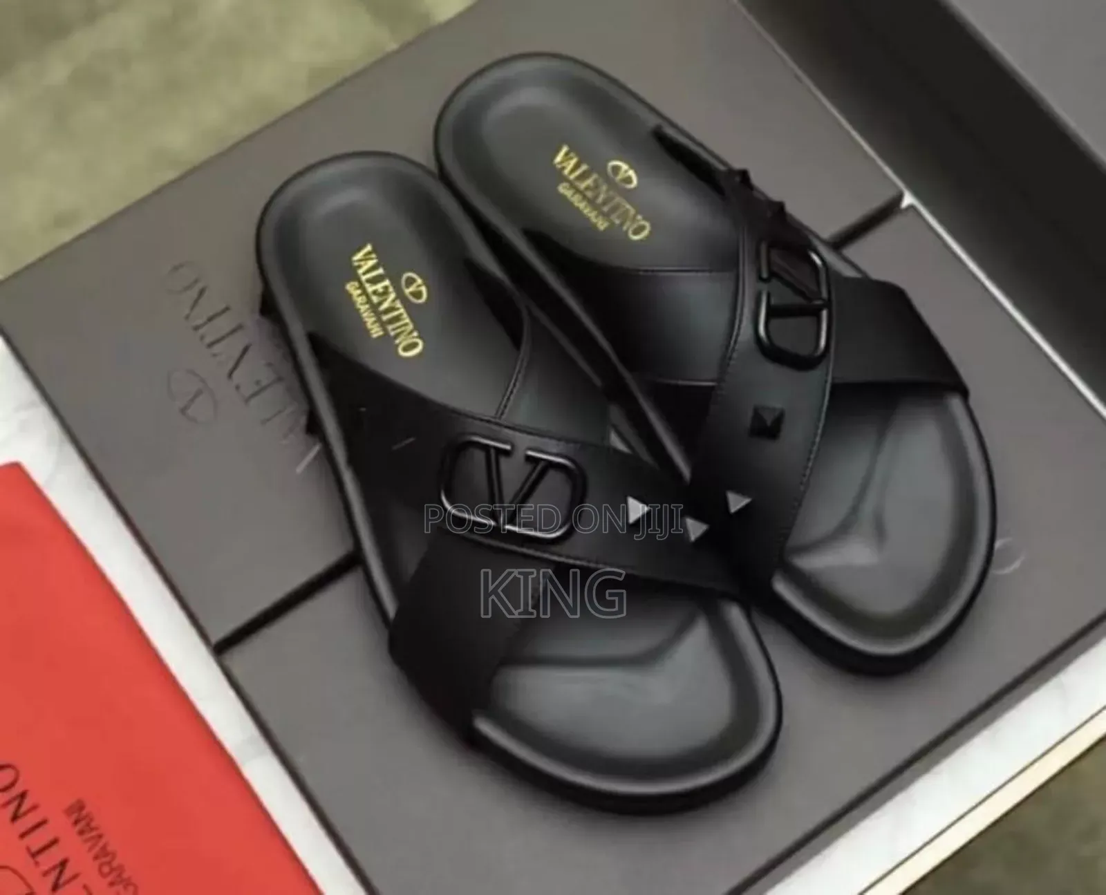 Actual Sandals Core