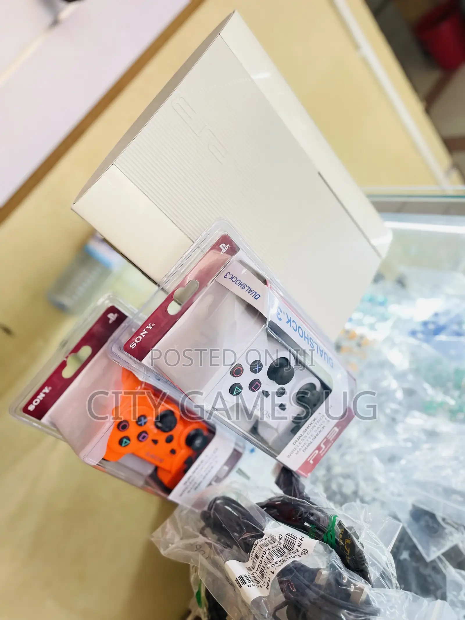Playstation 3 Superslim White Color and Controllers