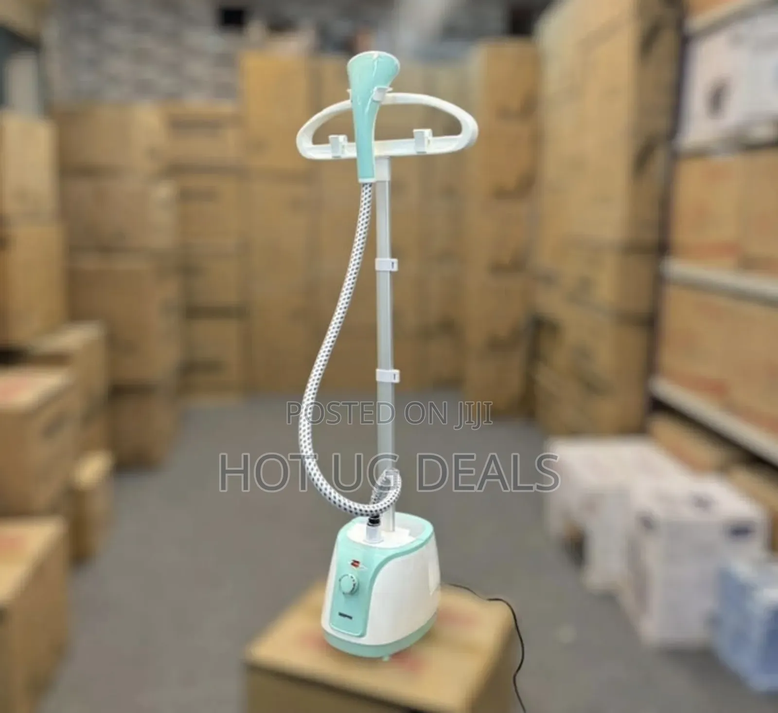 Geepas Original Garment Steamer 2.0L 1800W - Lemon Green