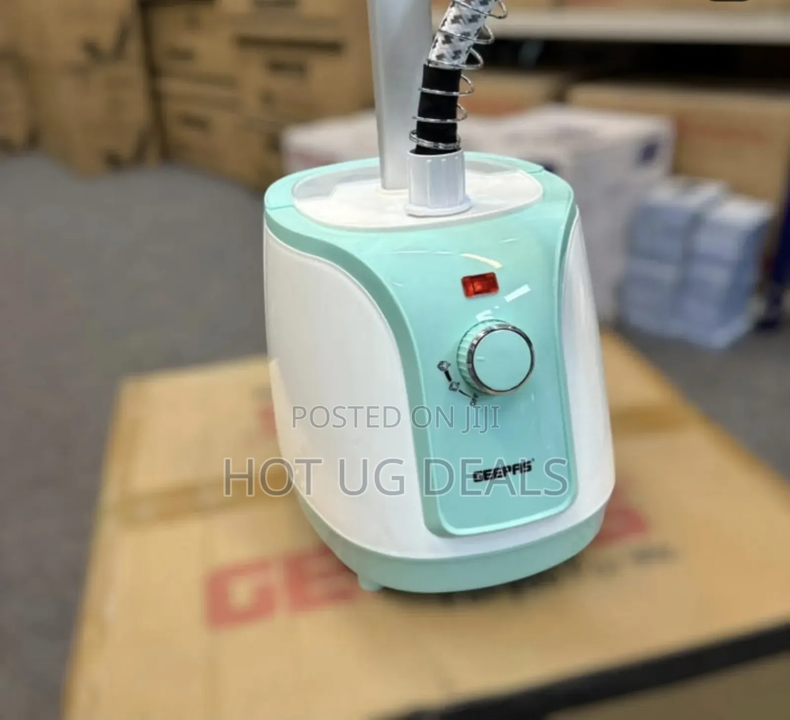 Geepas Original Garment Steamer 2.0L 1800W - Lemon Green