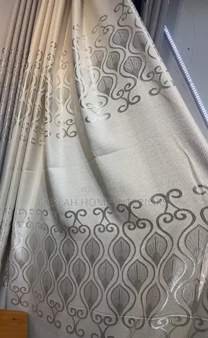QUALITY CURTAINS in Creamper Ready Meter