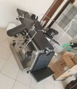 Quality Surgical Hydraulic Theatre Bed
