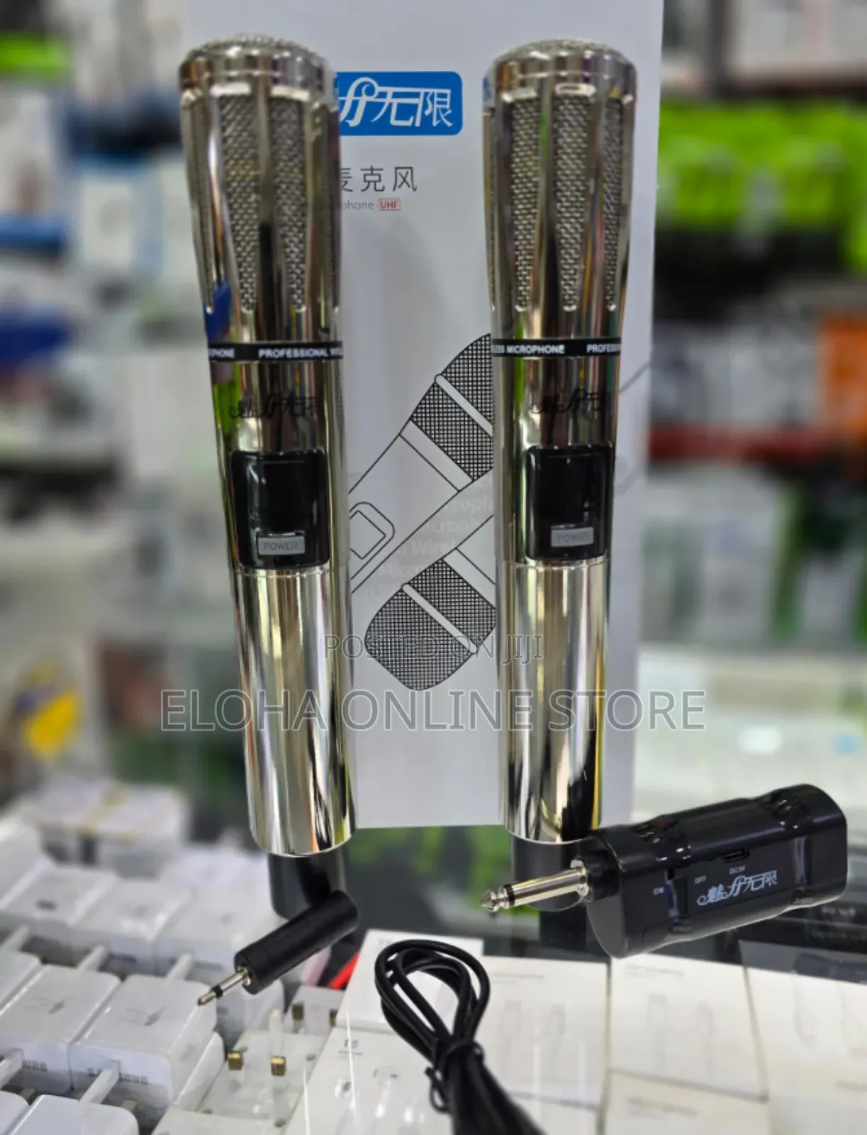 Pair of Metallic UHF Rechargeable Wireless Microphones