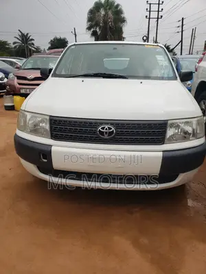 Photo - Toyota Probox 1.5 DX Comfort 2WD 2009 White