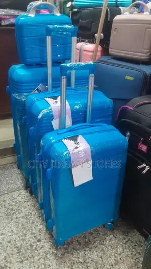 Golden Wi Fi Plastic Rubber Suitcases