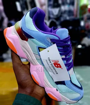 Mani Original Sneakers