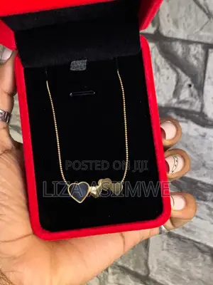 Charming Korean Sweet Hearts Pendant Necklace