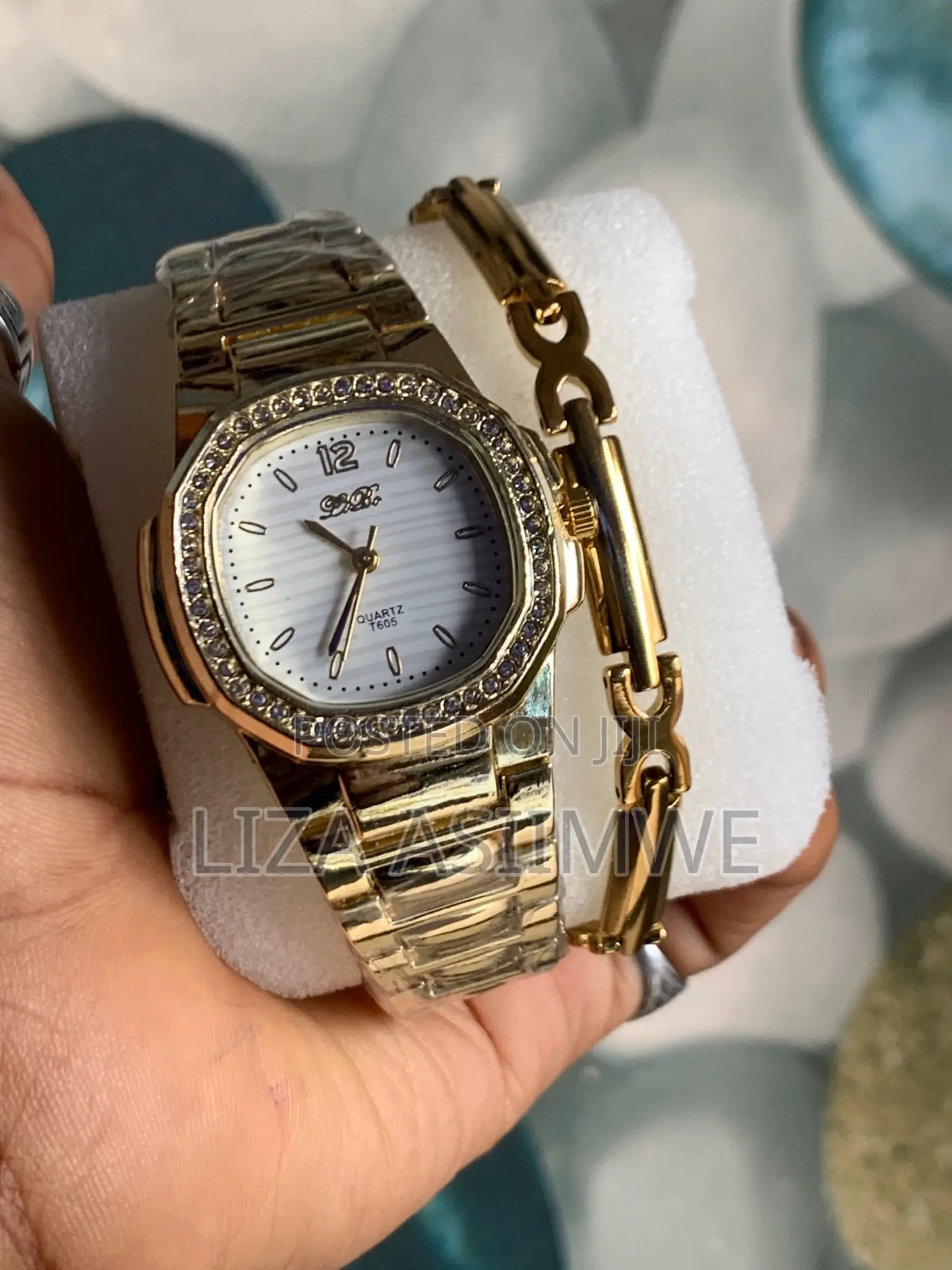 Lady’S Luxurious Watch and Bracelet