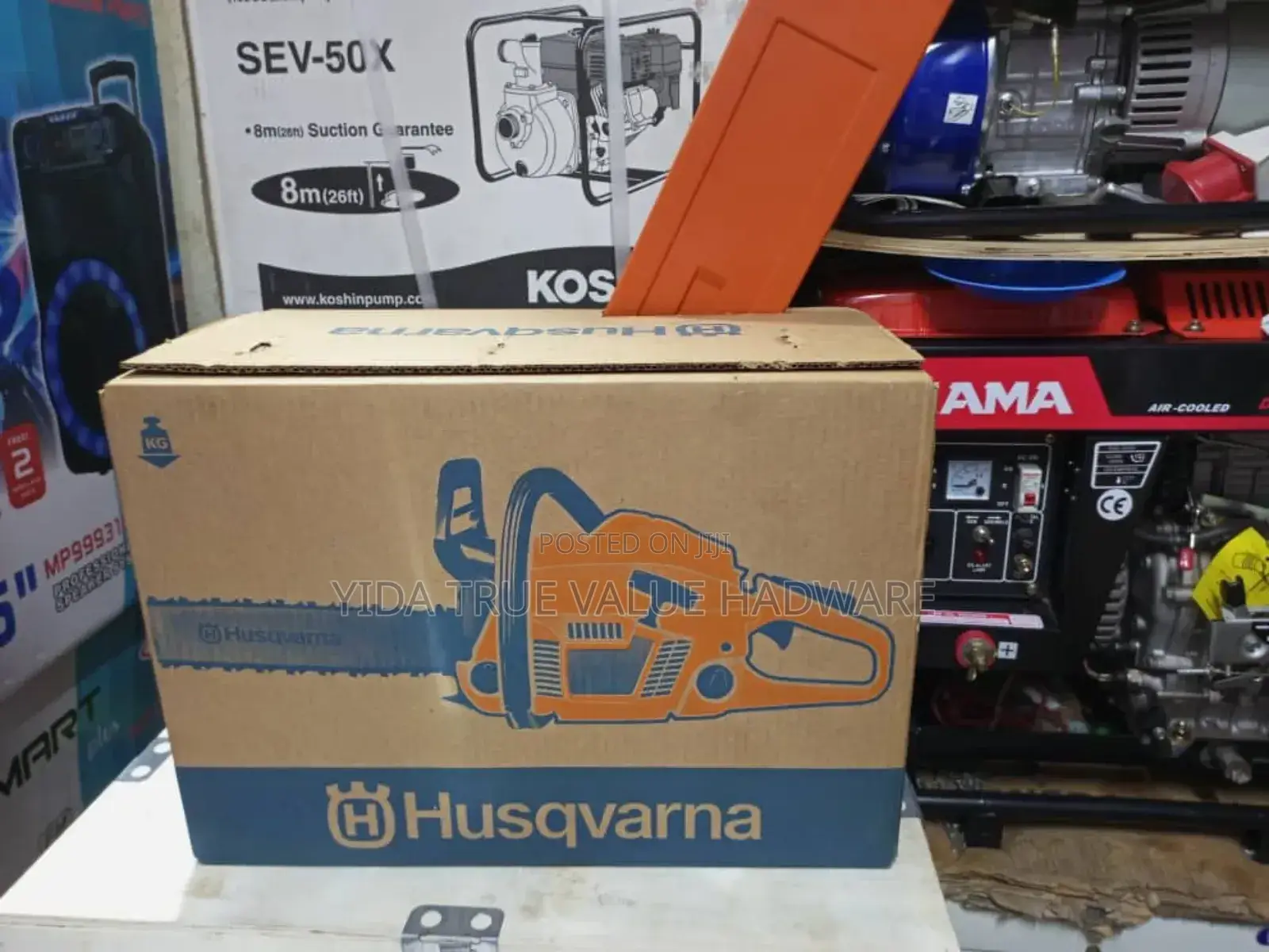 Husqvarna Chain Saw 272