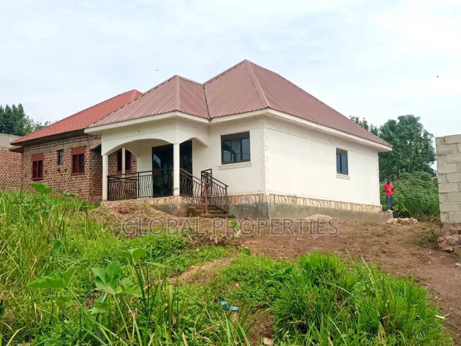3bdrm Bungalow in Bukerere Estate, Central Division for sale