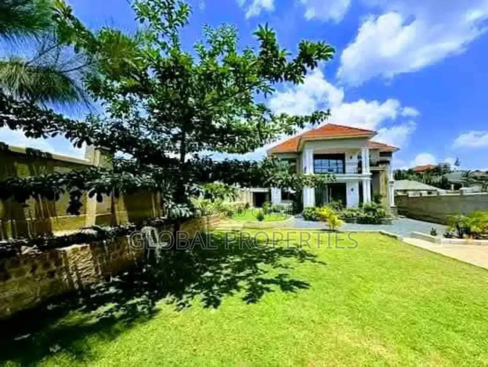 4bdrm Apartment in Bulindo Estate, Central Division for sale