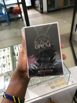 Photo - Yves Saint Laurent Black Opium EDP