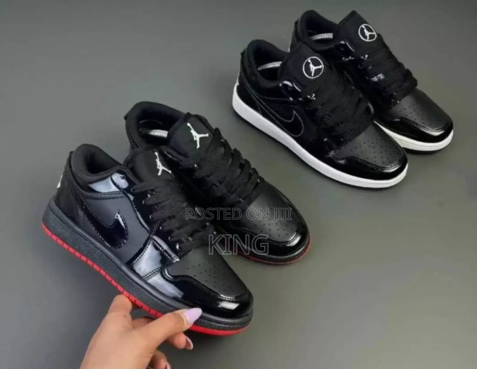 Air Jordan 1 Low Patent Black