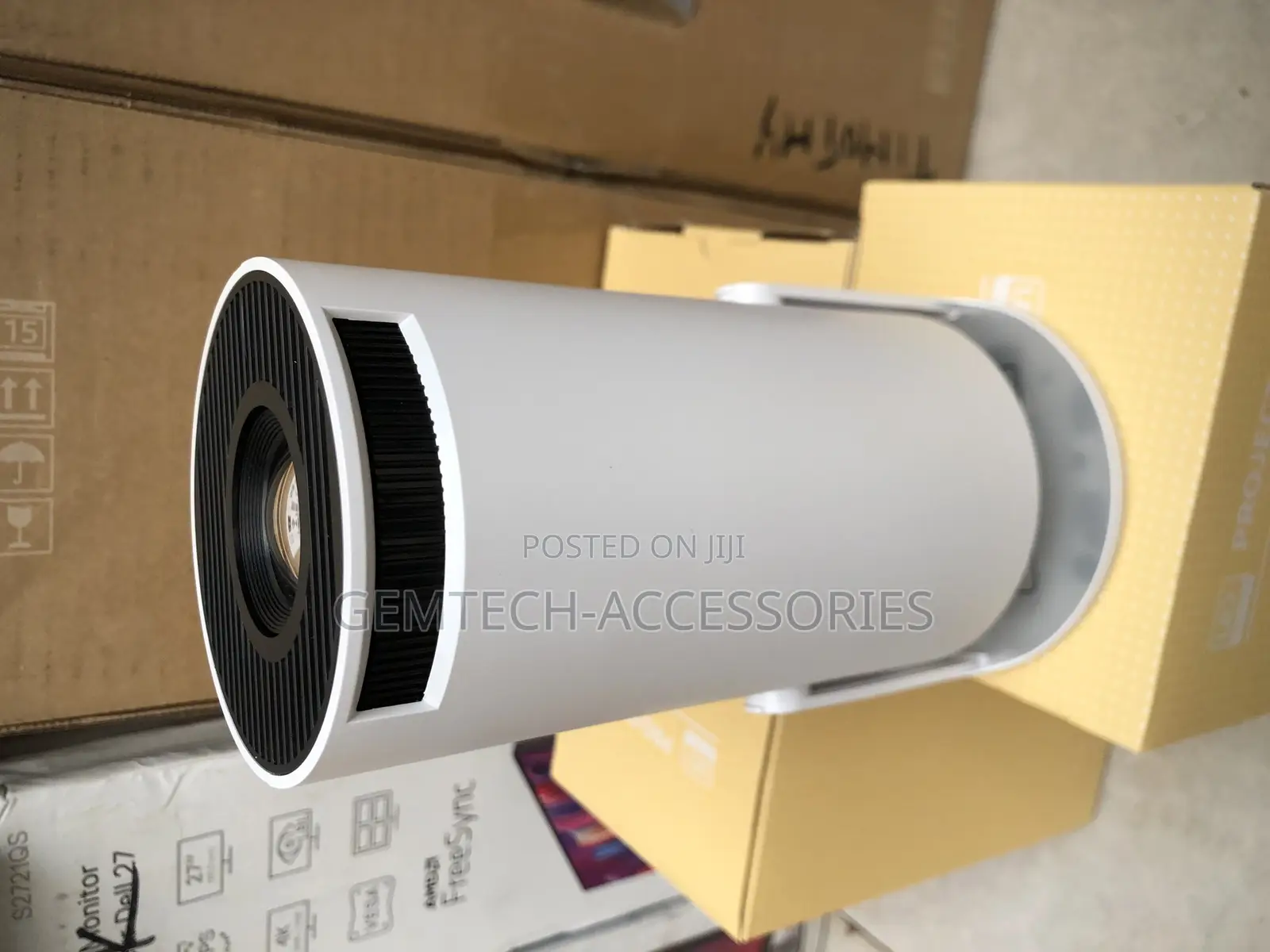 Ultra Hy300 Smart Projector