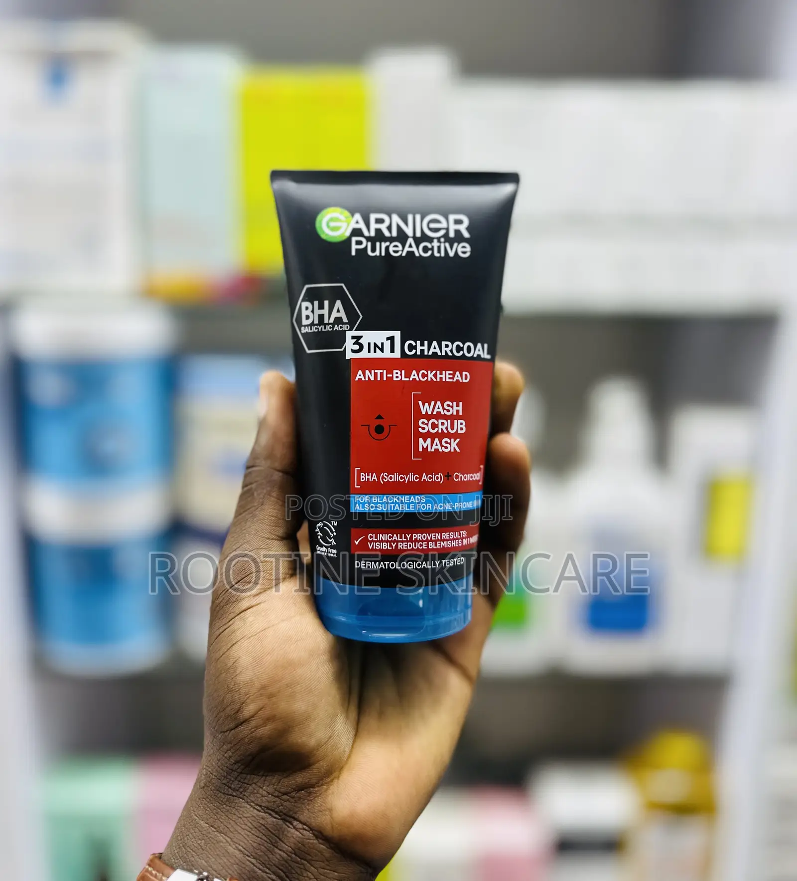 Garnier BHA + Salicylic Acid 3 in 1 Charcoal Blackhead Scrub