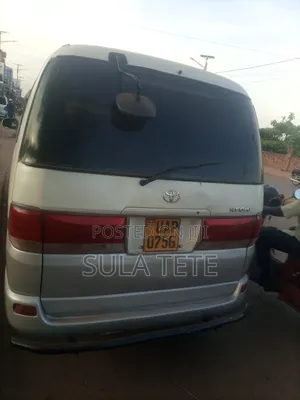 Toyota Regius 1998 White