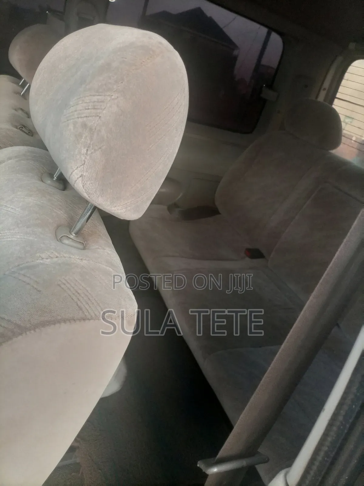 Toyota Regius 1998 White