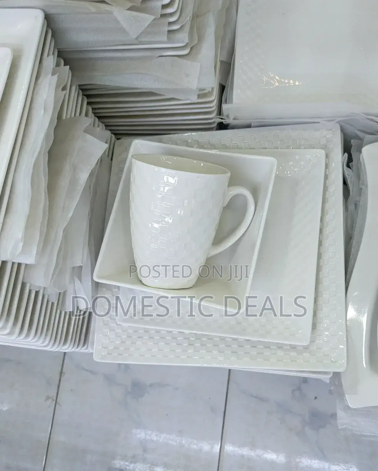 24 Pieces Square Dinner Set