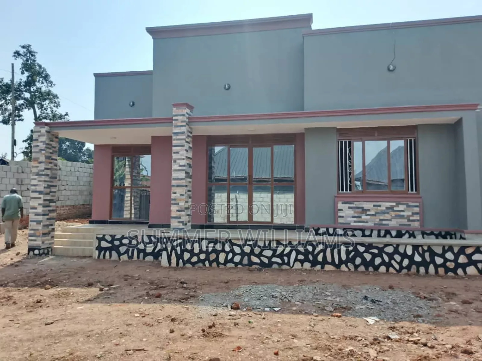 2bdrm Bungalow in Standalone House In, Goma for rent