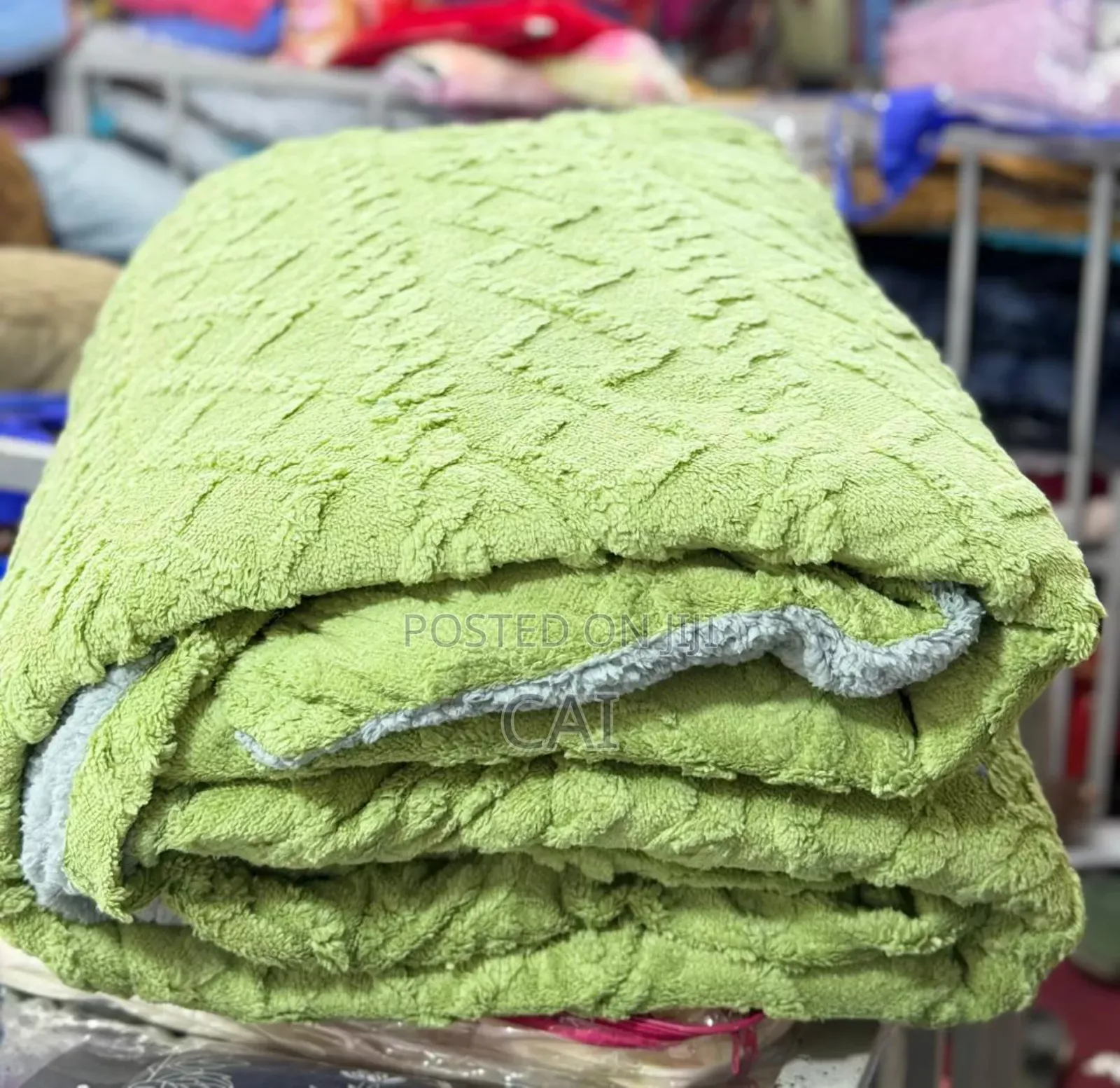 Unique Tufted 4pcs Duvets Restocked