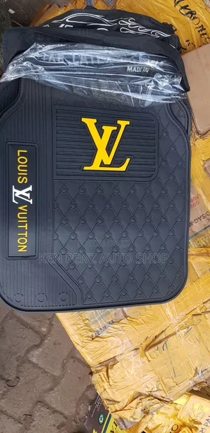 Black Louis Vuitton Car Carpets/ Car Floor Mats