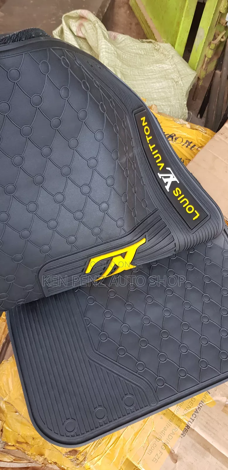 Black Louis Vuitton Car Carpets/ Car Floor Mats