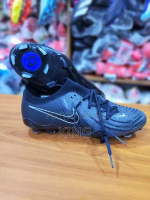 Nike Men's Gripknit Phantom GX Elite FG Black Football Boots