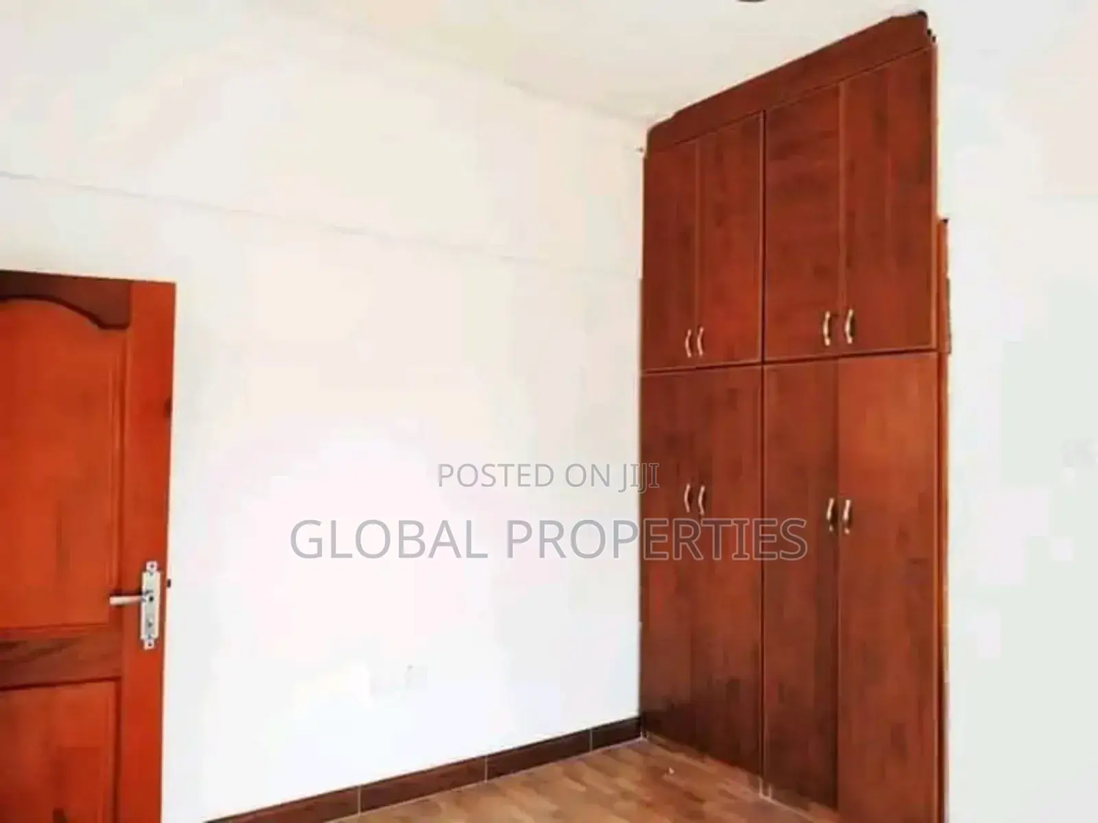 6bdrm Mansion in Najjera, Central Division for sale