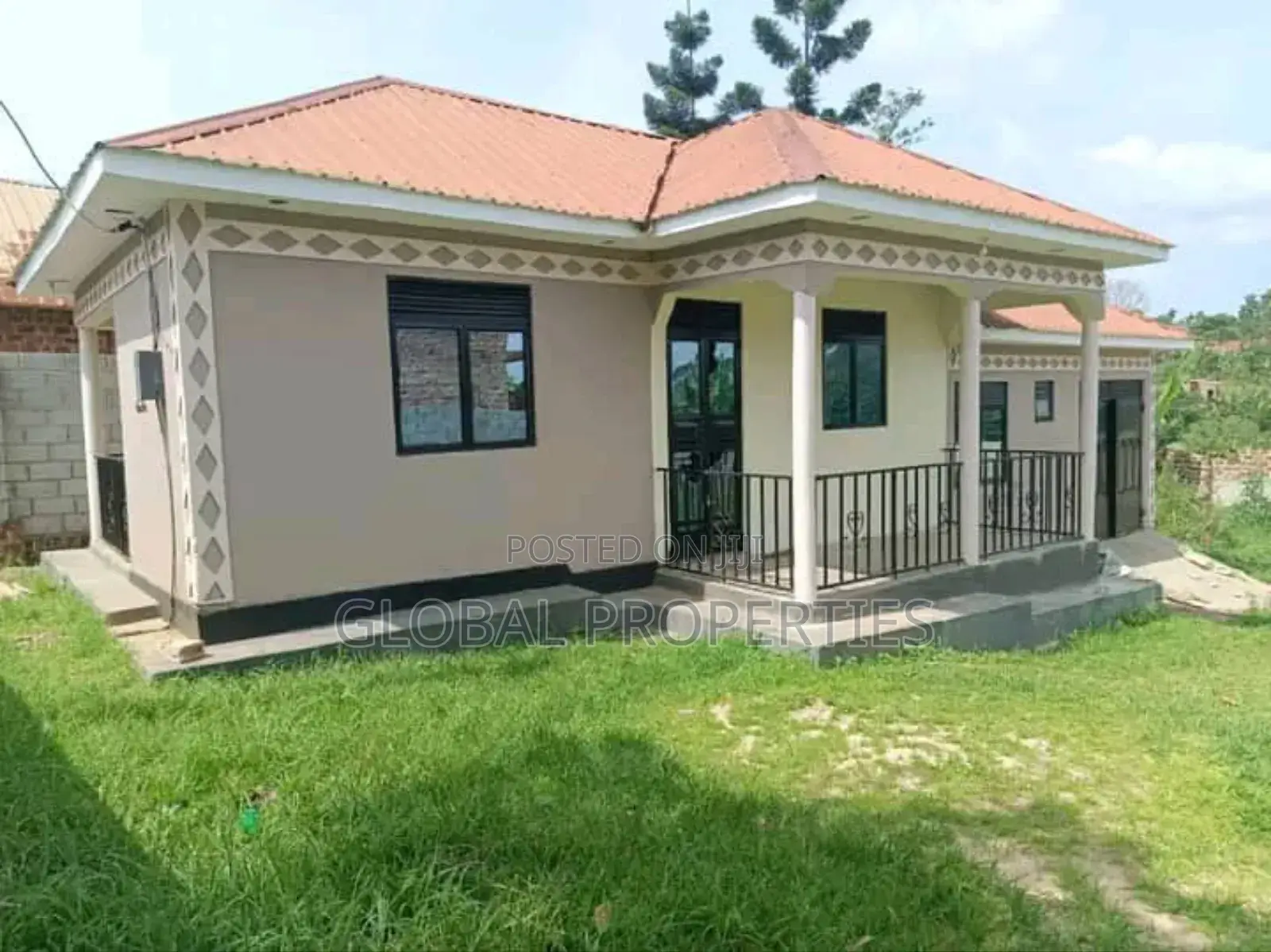 1bdrm Bungalow in Bajjo Estate, Central Division for sale