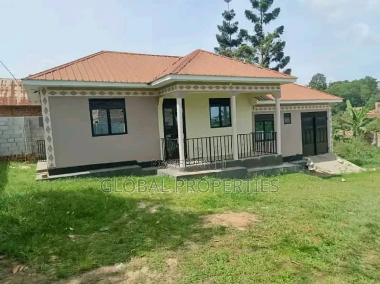 1bdrm Bungalow in Bajjo Estate, Central Division for sale