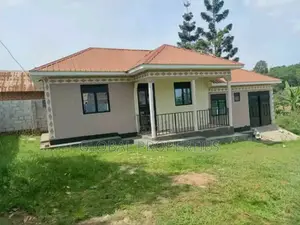 1bdrm Bungalow in Bajjo Estate, Central Division for sale