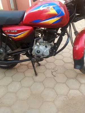 Bajaj Boxer 125 2023 Red