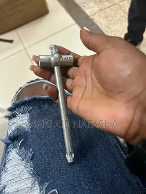 Oxygen Spindle Key