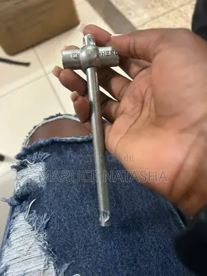 Oxygen Spindle Key