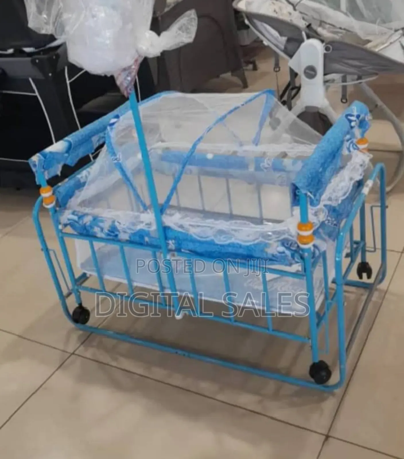 2 in 1 Baby Bed With Mosquito Net