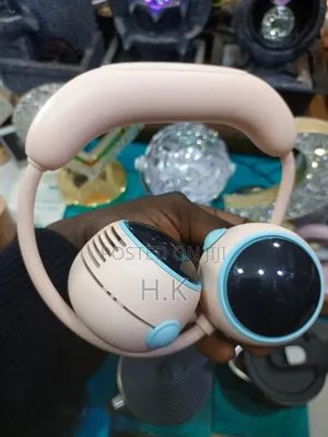 Portable, Wearable Neck Fan.
