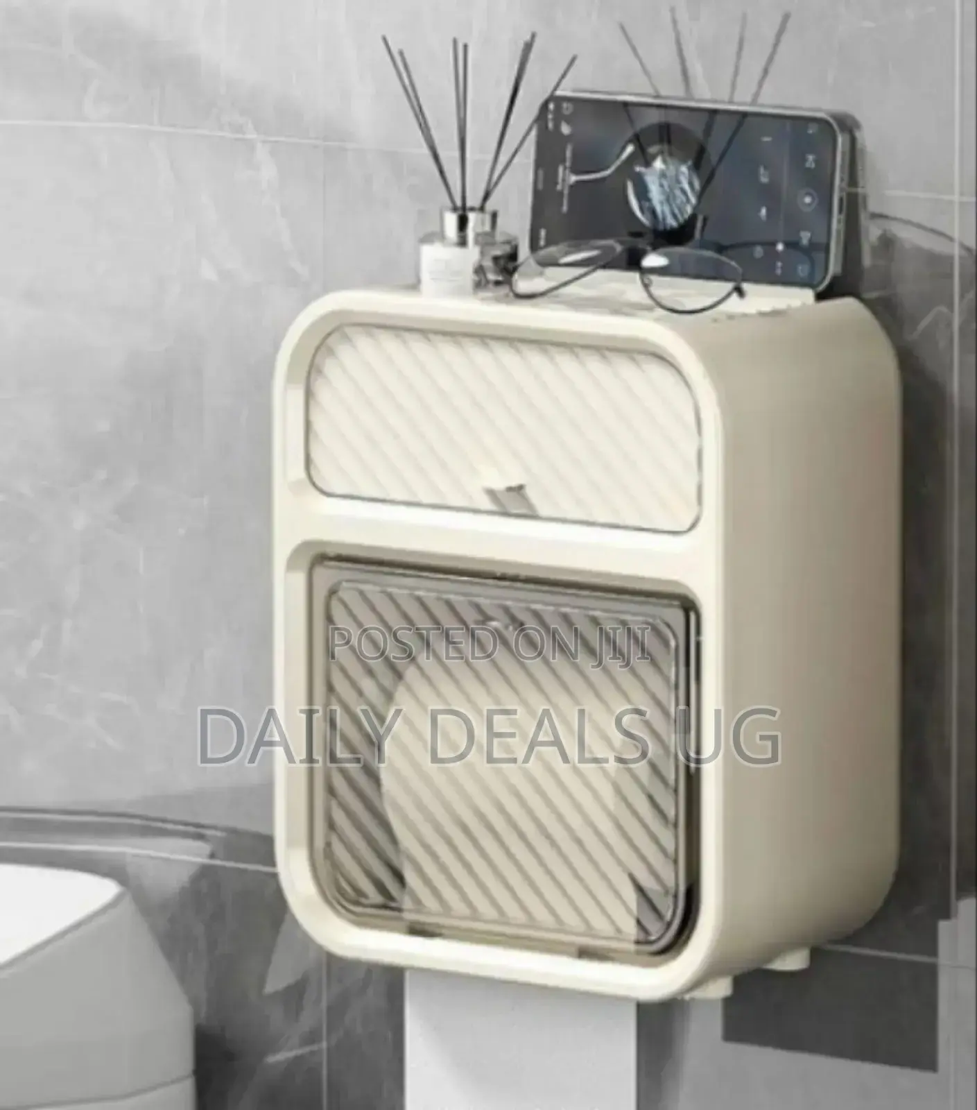 Brand Mounted Tissue Holder