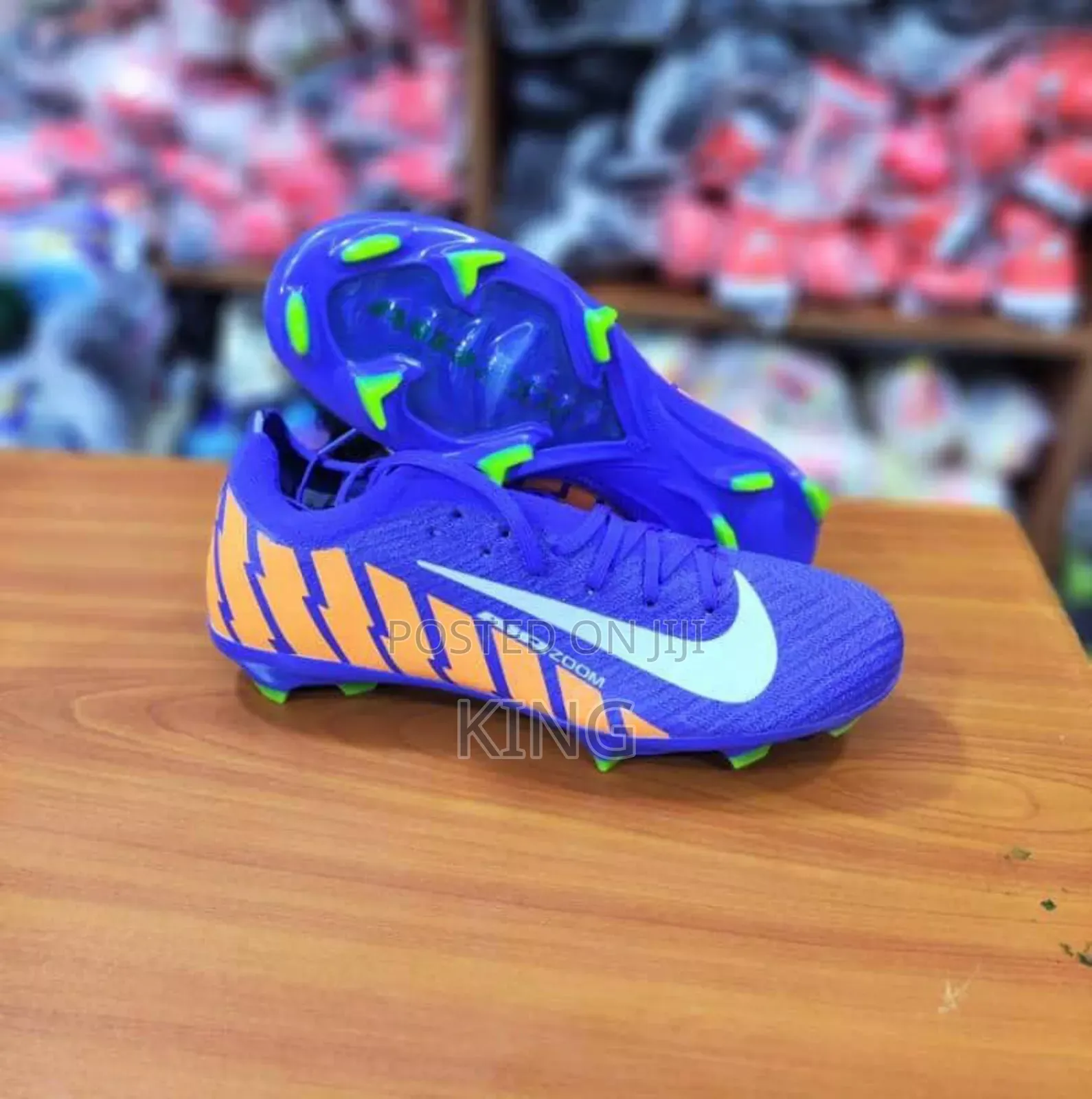 Mercurial Vapor Air 16 Football Boots