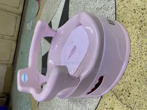 Kid Sitting Potty - Fahion Simple