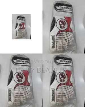 High Quality Goalkeeper Gloves