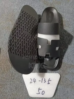 Realest Classic Gentle Sandals
