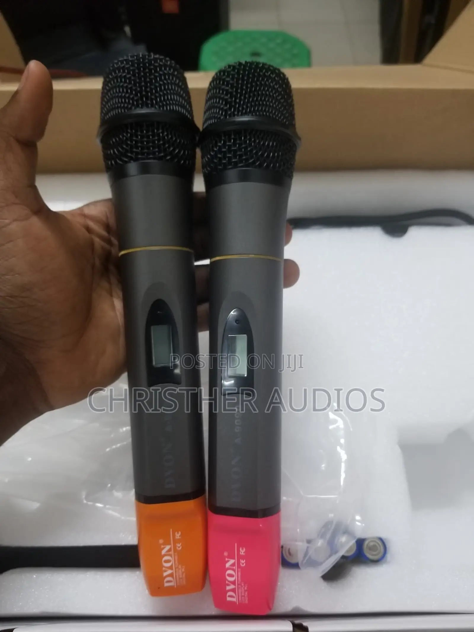Dvon Wireless Microphones