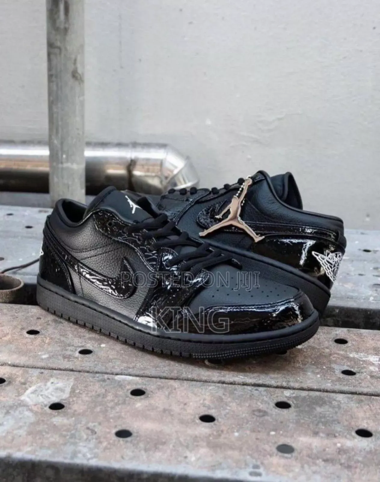 Jordan 1 Low Patent Elephant Black