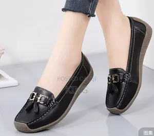 Certified Ladies Sneakers