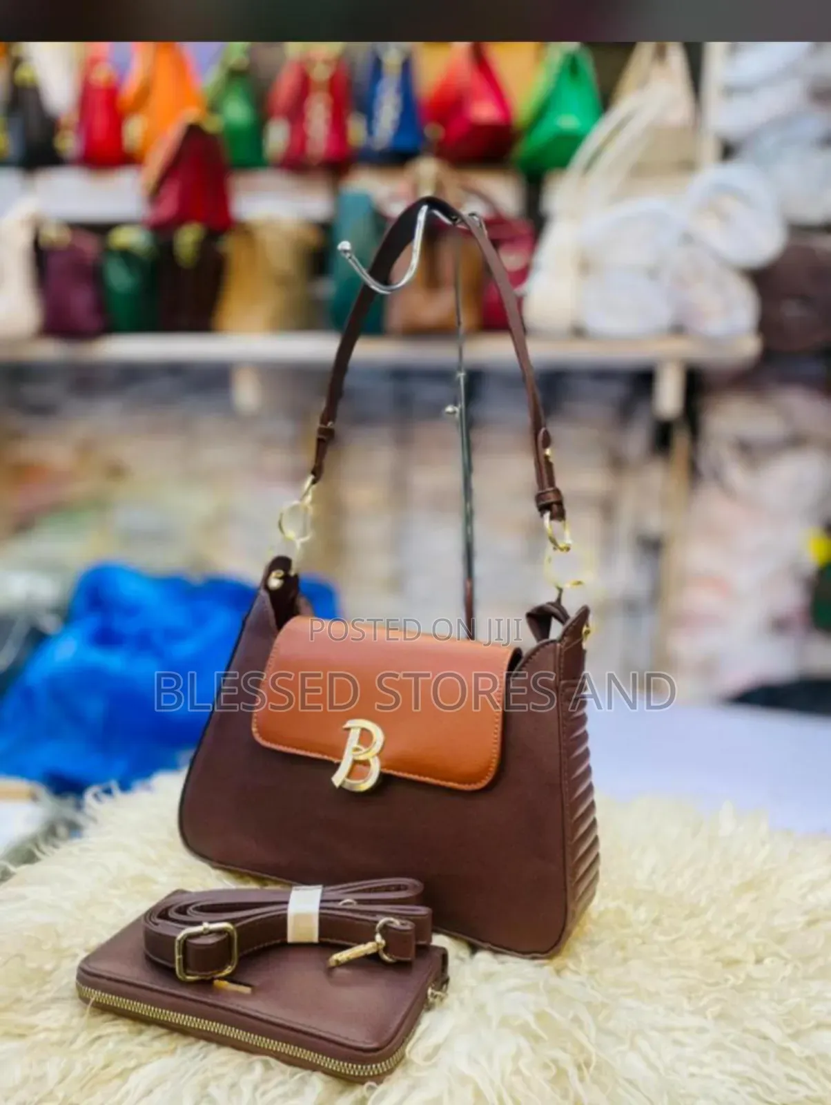 Elegant and Classy Ladies Hand Bags